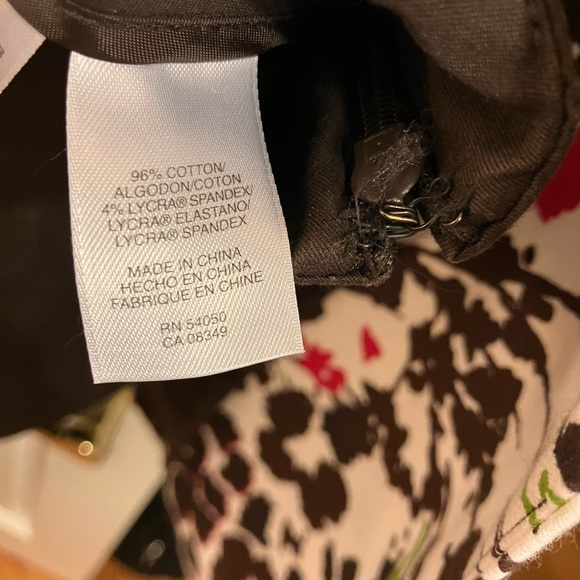 Chicos Garden Prowl Jacket, Fudge w/Fuschia Shell and JNY capri, eyelet detail - Picture 11 of 12